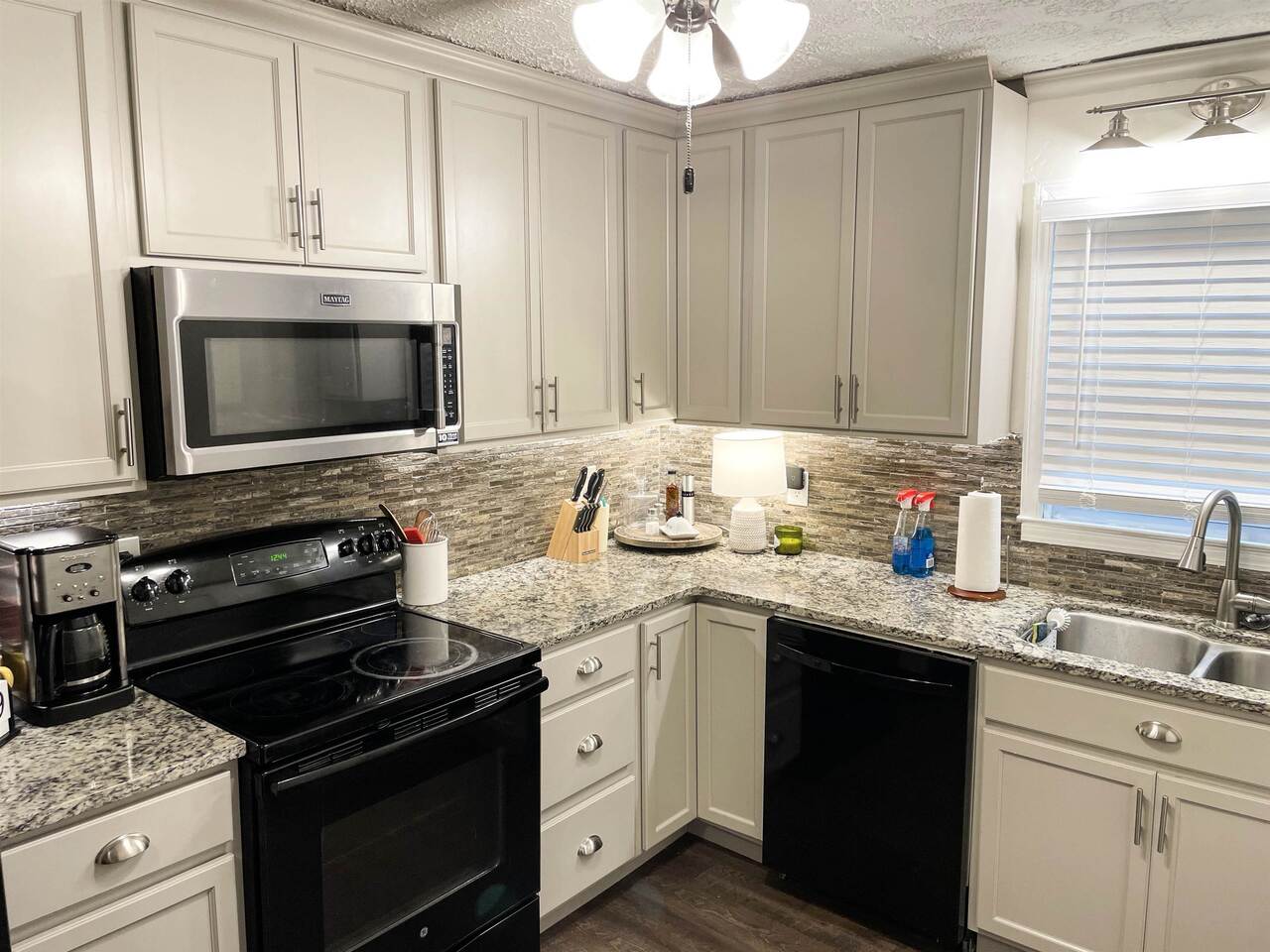 Leisure Cove - Residential