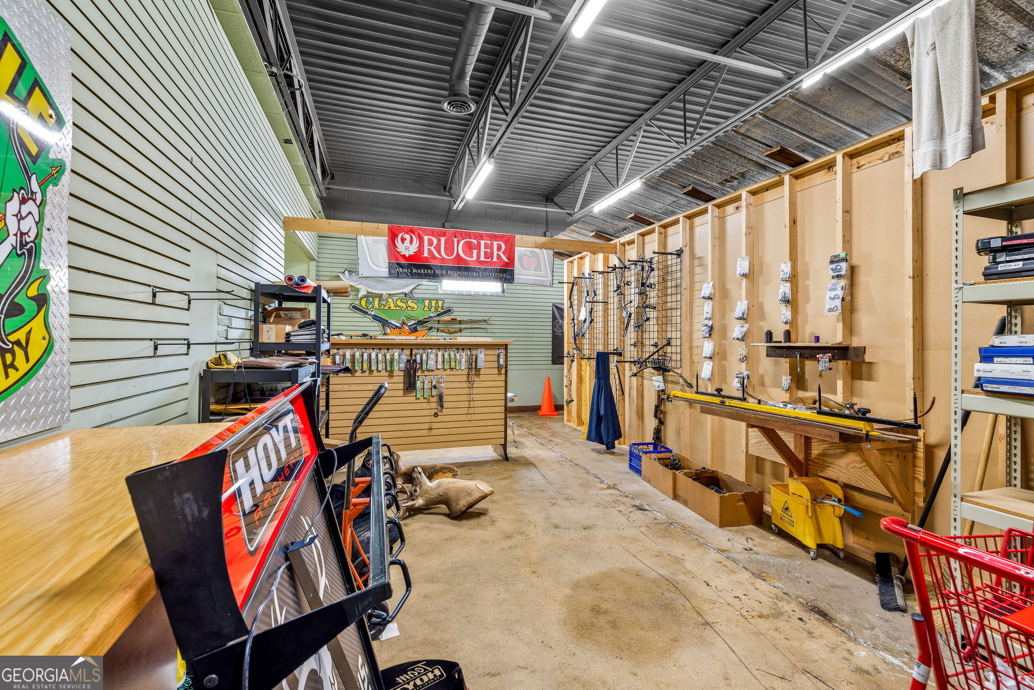 None - Commercial Lease