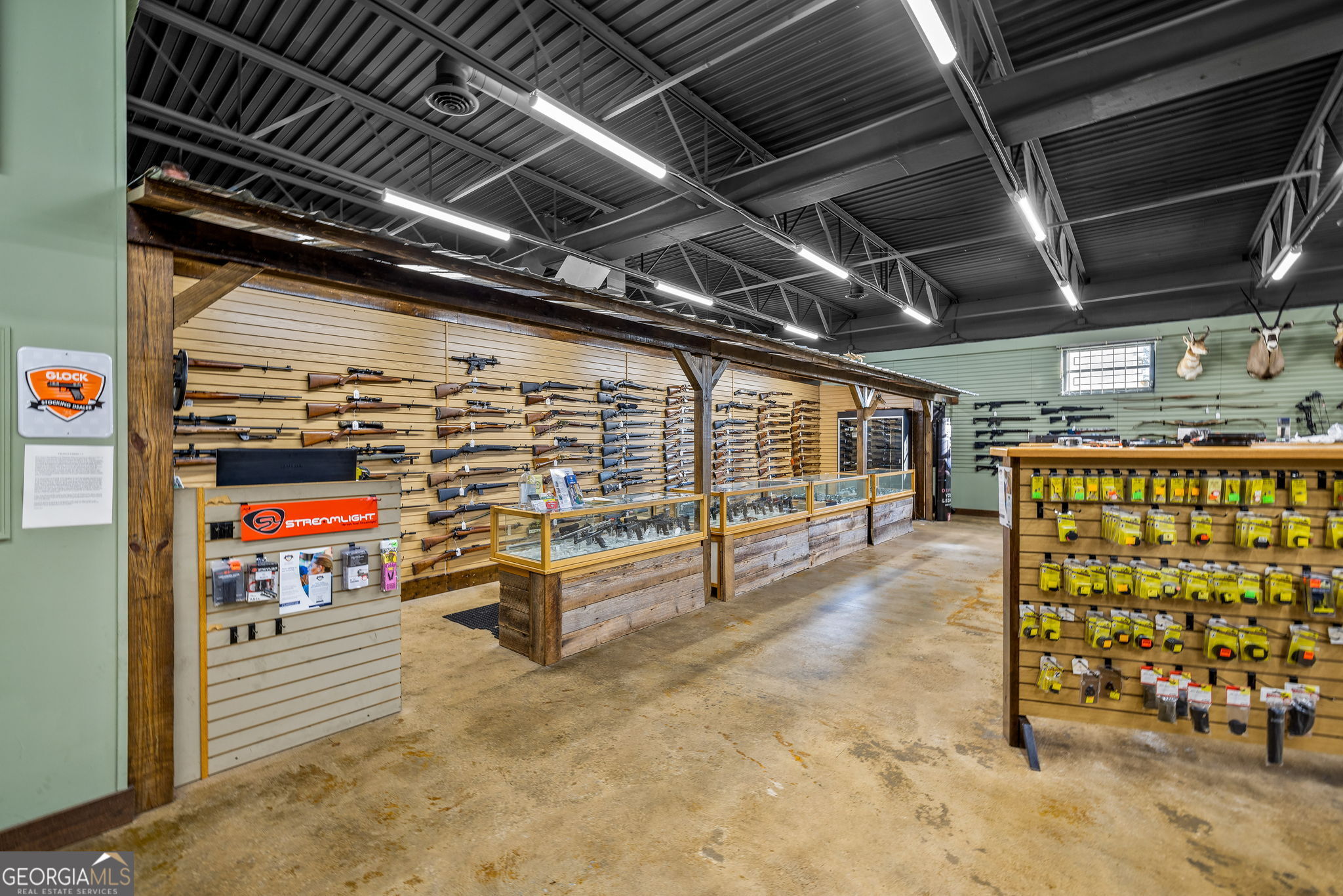 None - Commercial Lease
