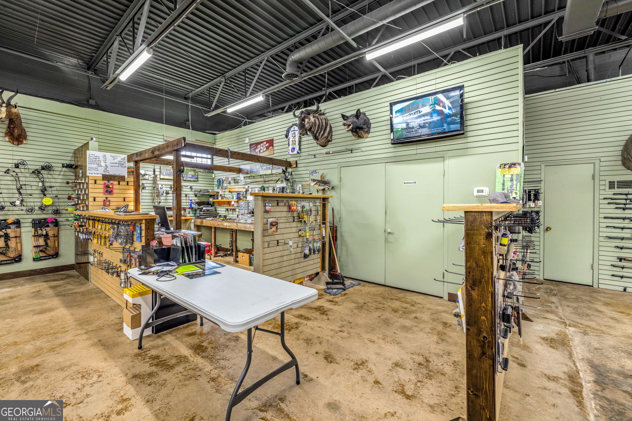 None - Commercial Lease