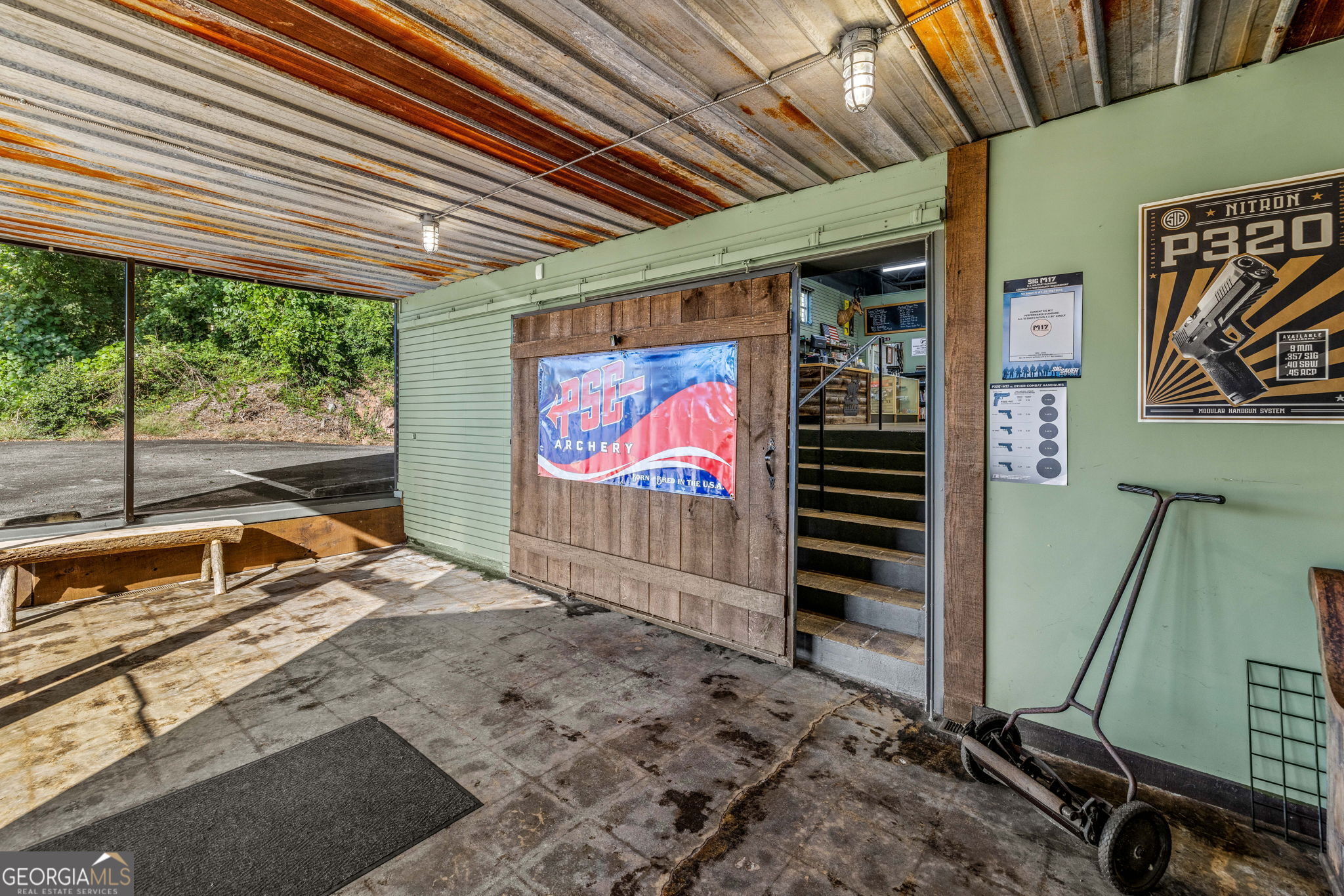 None - Commercial Lease