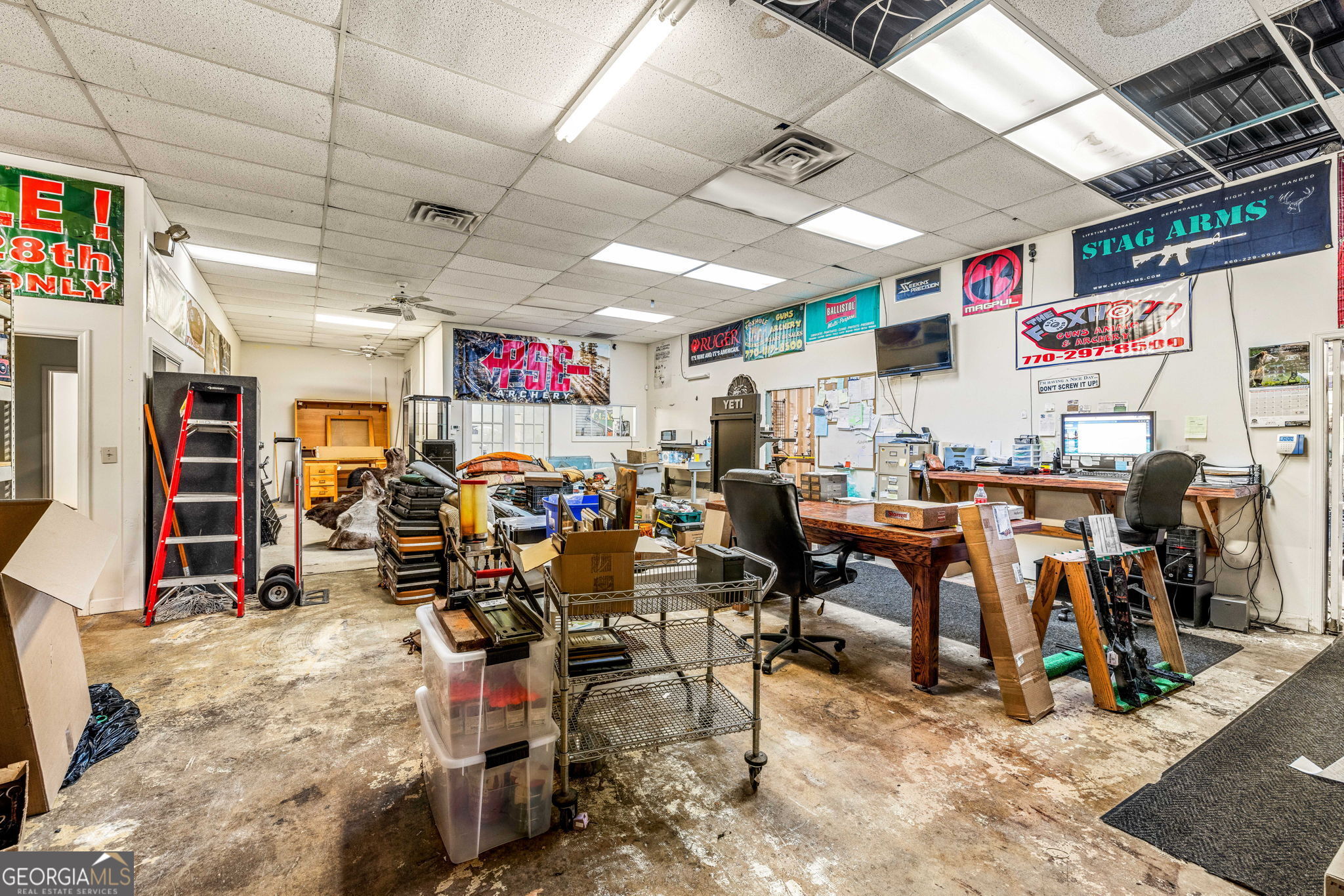 None - Commercial Lease