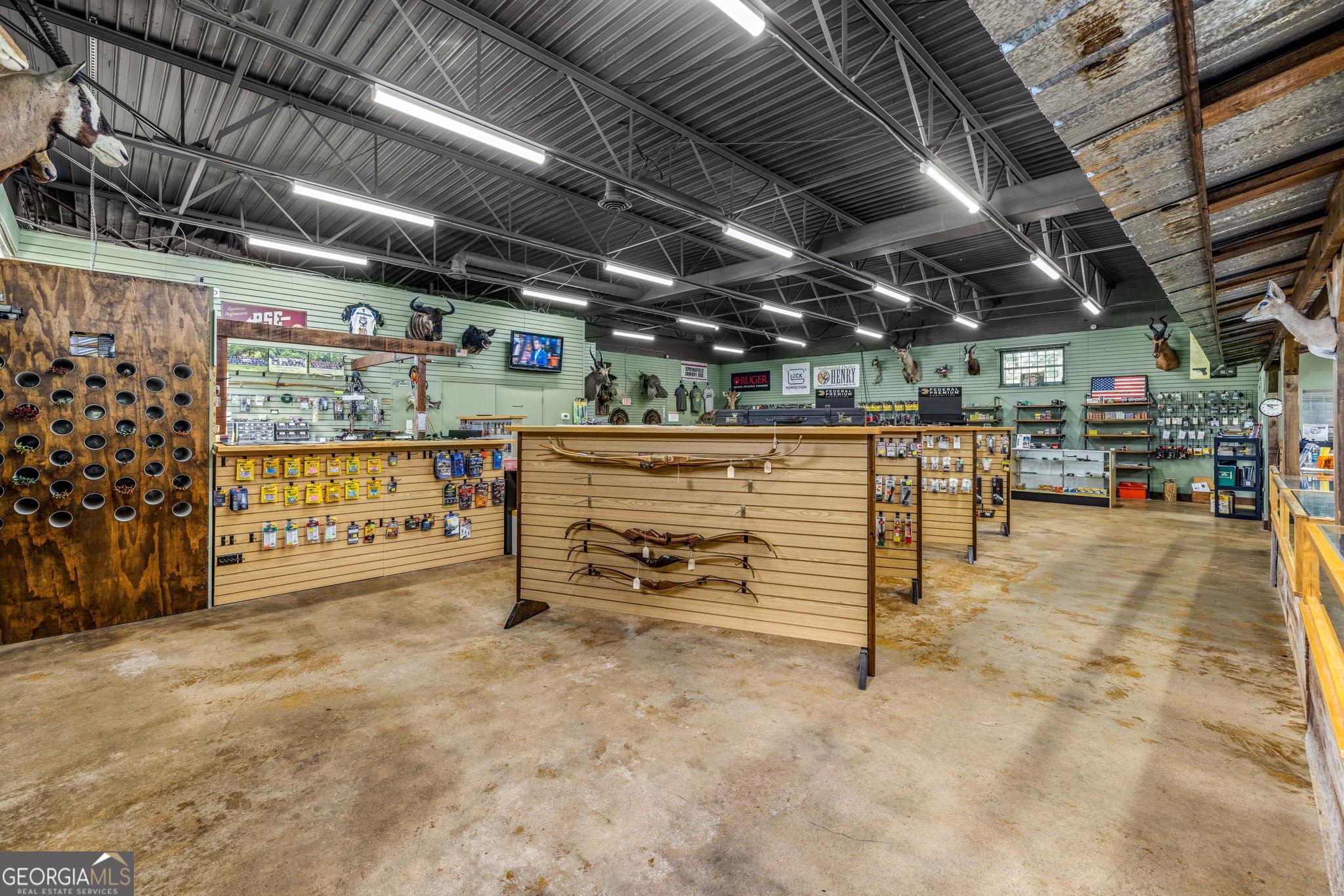 None - Commercial Lease