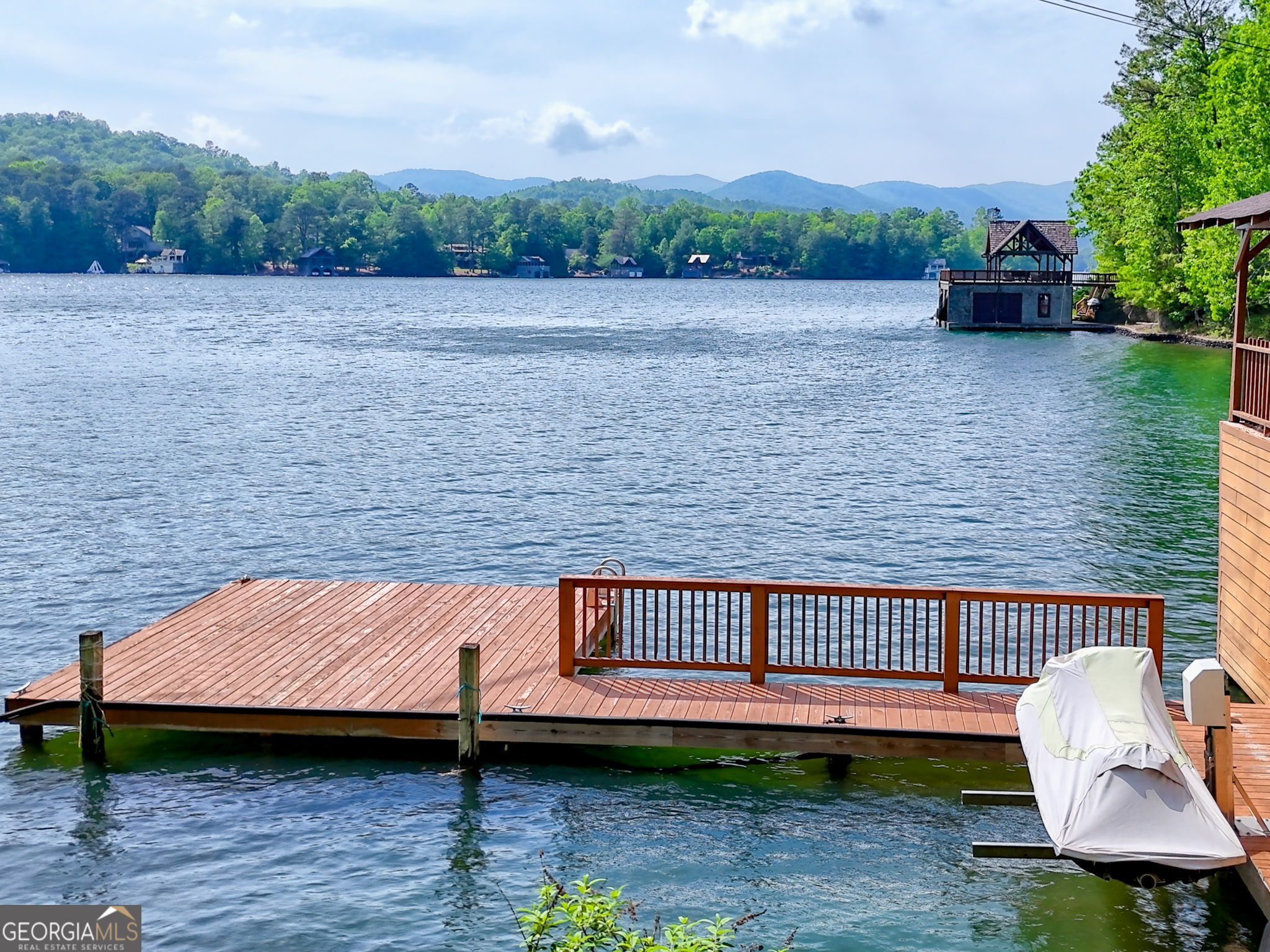 Tiger, Georgia 30576, United States, 4 Bedrooms Bedrooms, ,2 BathroomsBathrooms,Residential,Active,133132