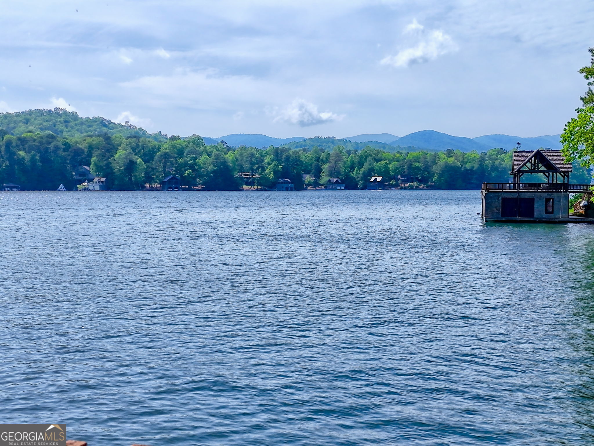 Tiger, Georgia 30576, United States, 4 Bedrooms Bedrooms, ,2 BathroomsBathrooms,Residential,Active,133132