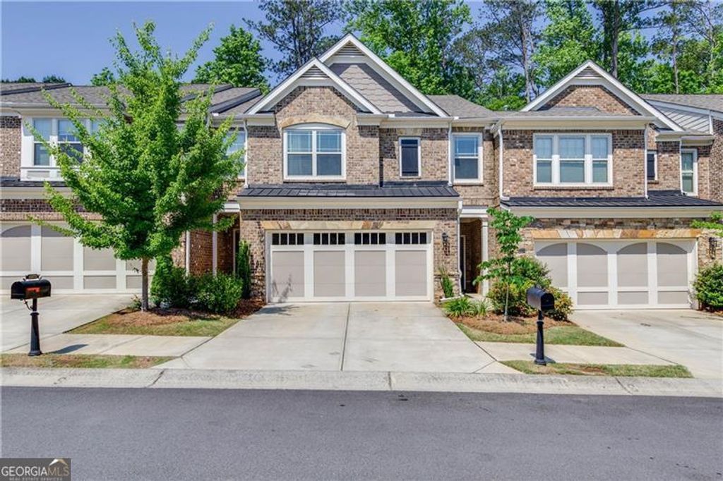 Photo of 13374 Canary Lane, Alpharetta, GA 30004 (MLS # 10727057)