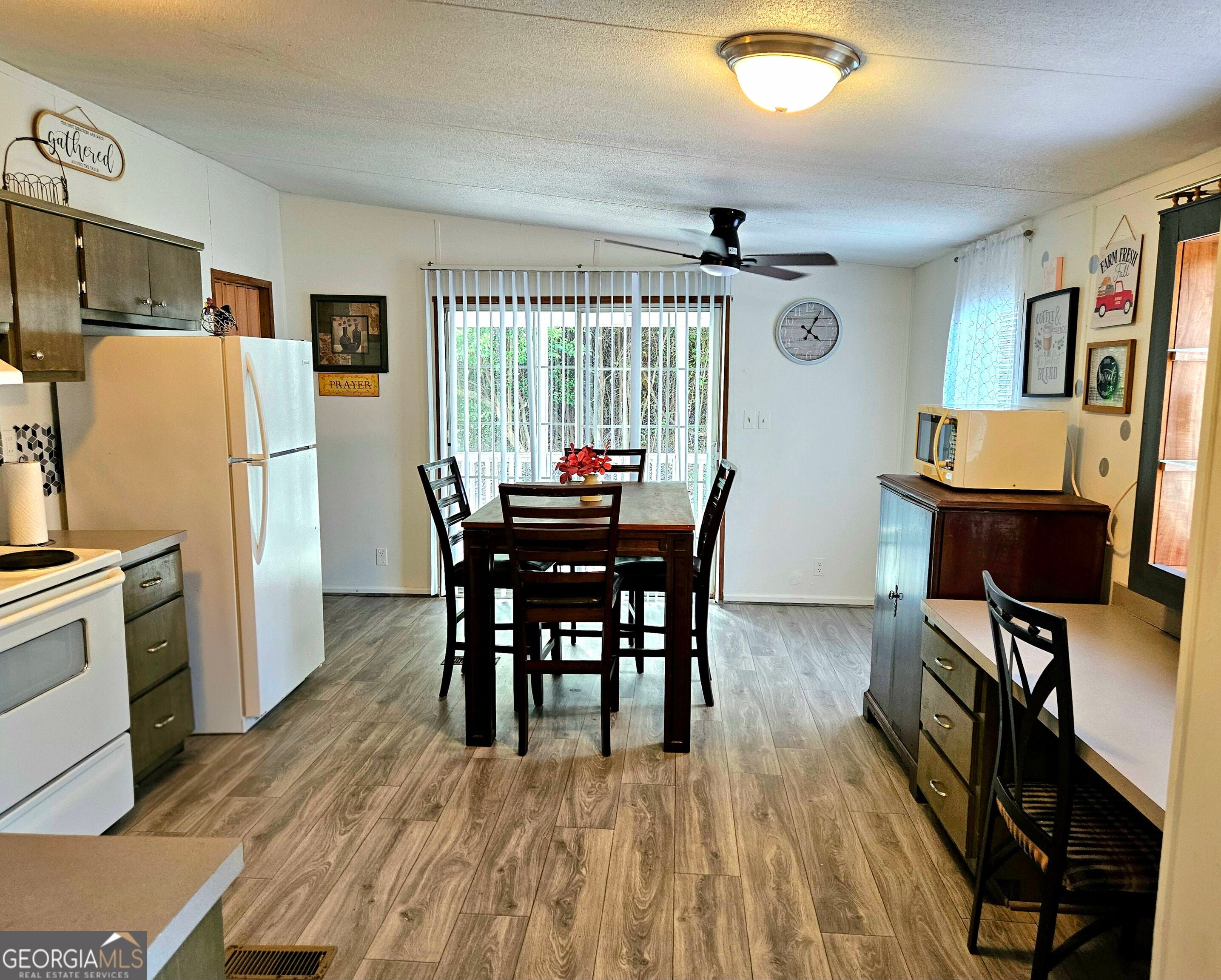 1052 E Highway 26