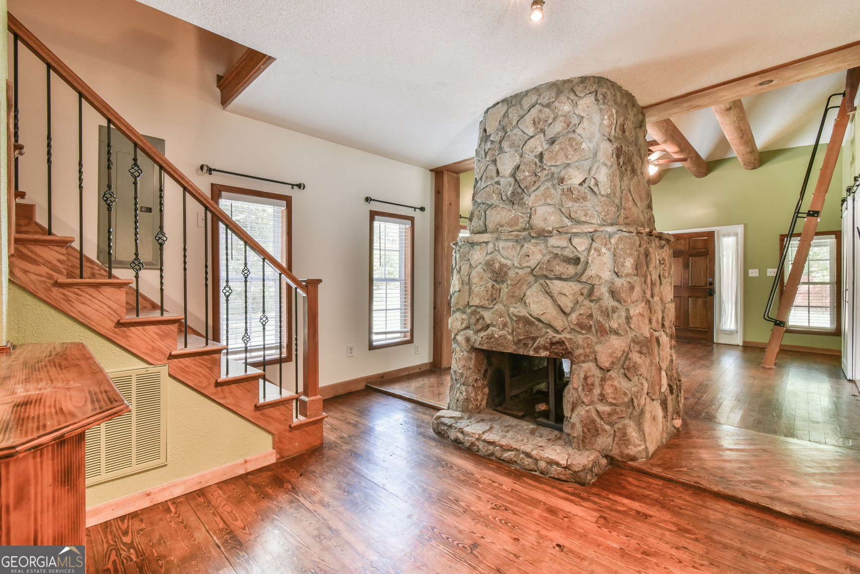 2567 Reed Creek HWY