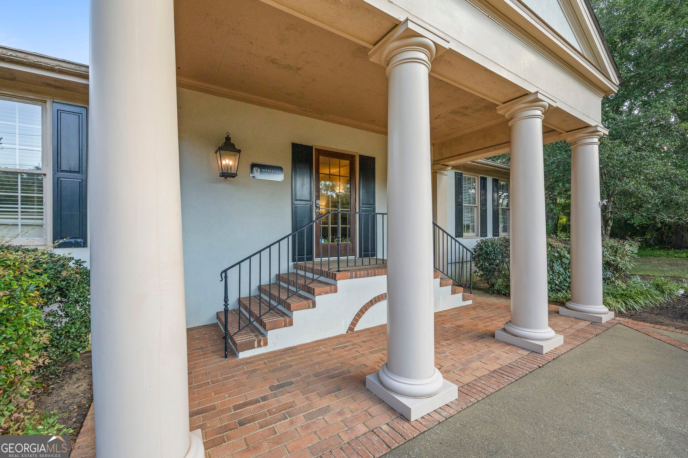 405 Gaines School RD