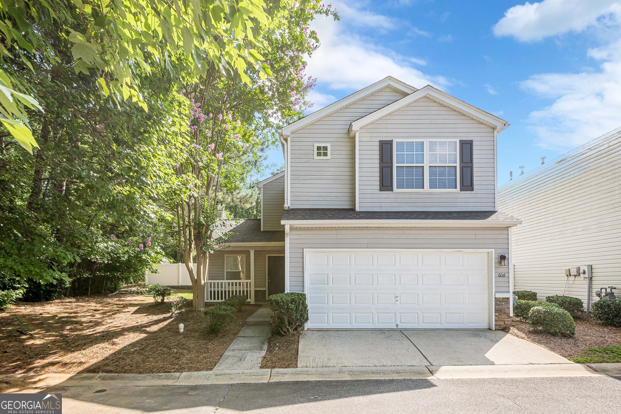 606 Windcroft CIR NW