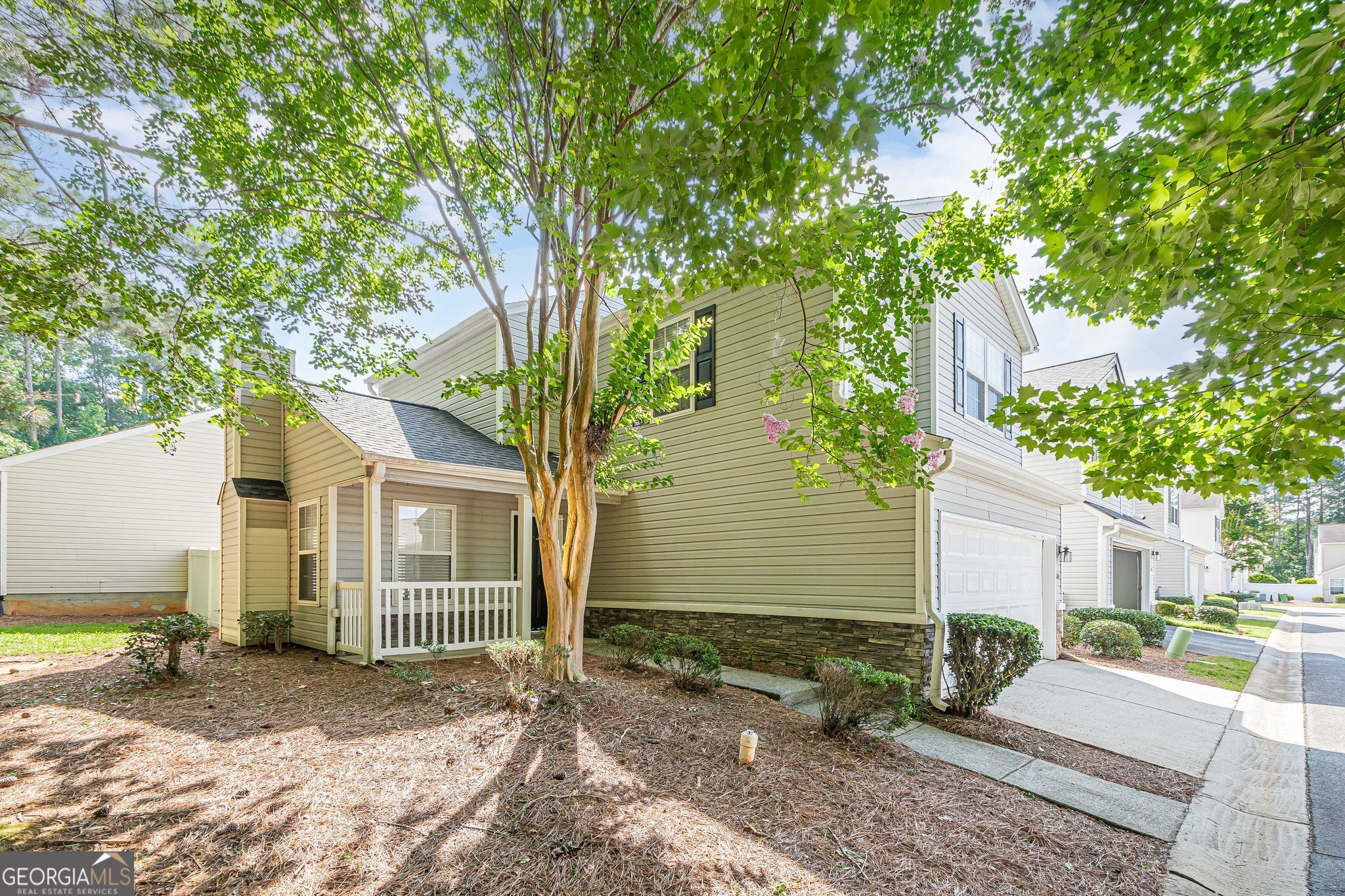 606 Windcroft CIR NW