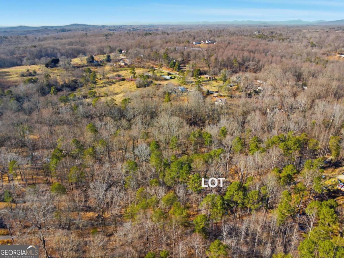 3220 Hidden Valley RD