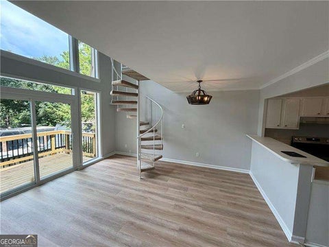 Photo of 77 Adrian Place NW, Atlanta, GA 30327 (MLS # 10842490)