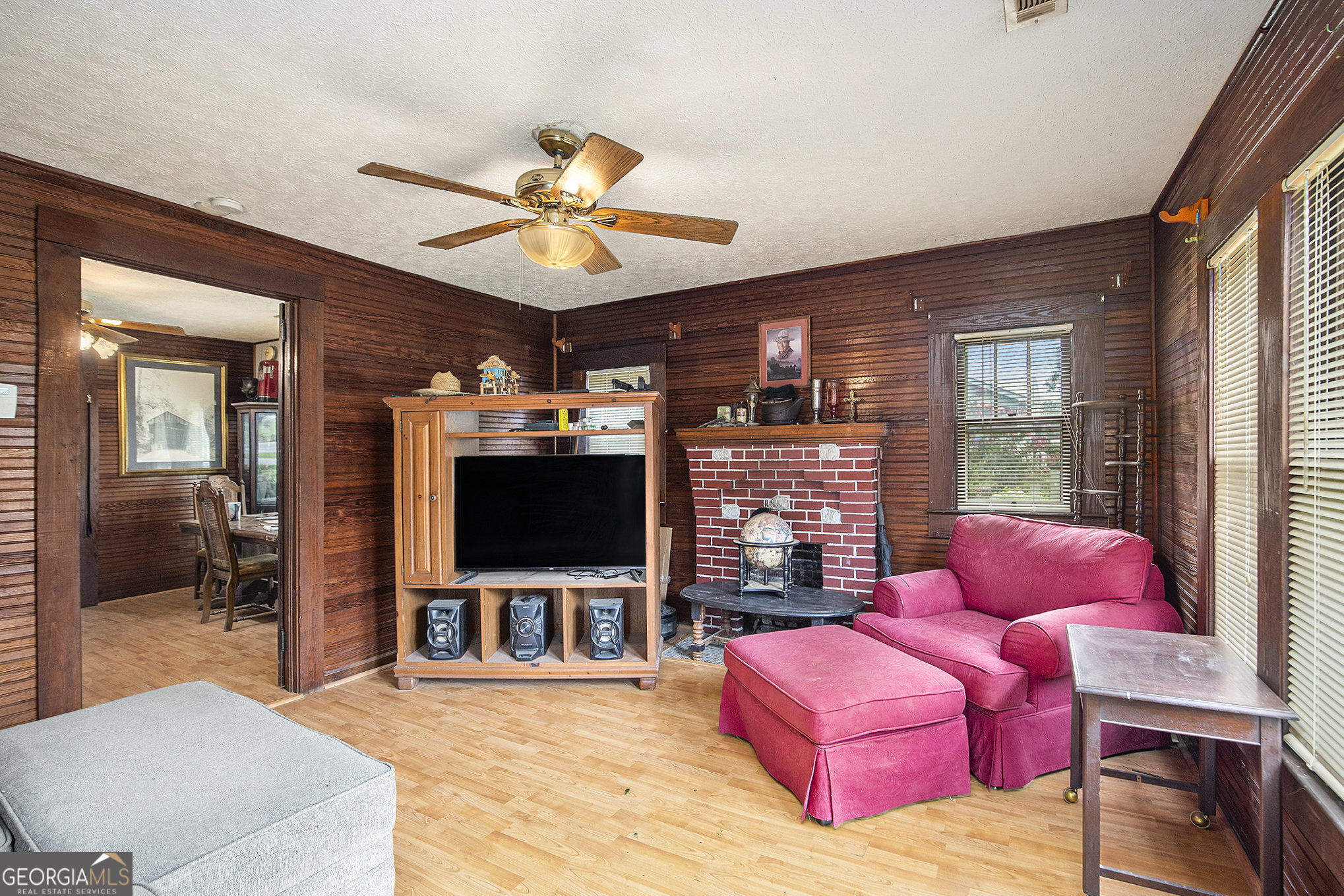 350 S Piedmont AVE