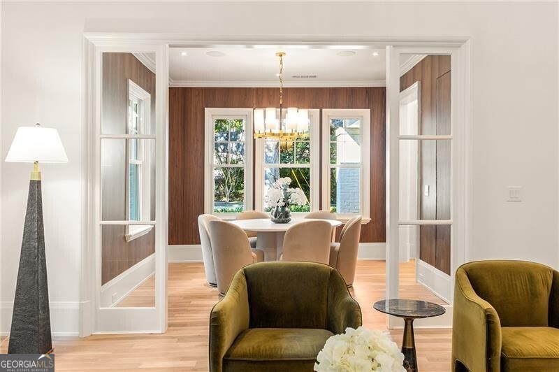 1323 N Highland AVE NE