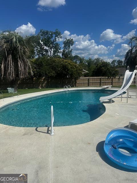 2517 Rolling RD