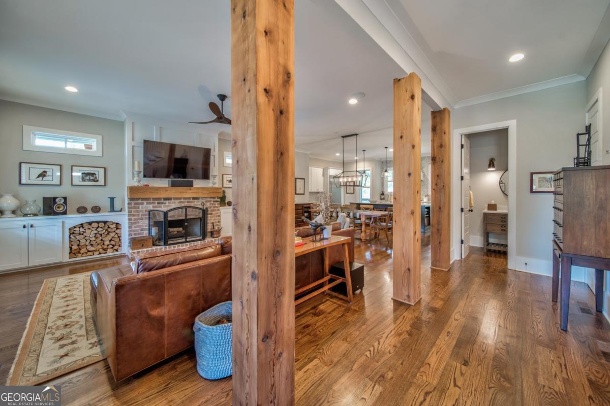 Vaughn Estates - Residential