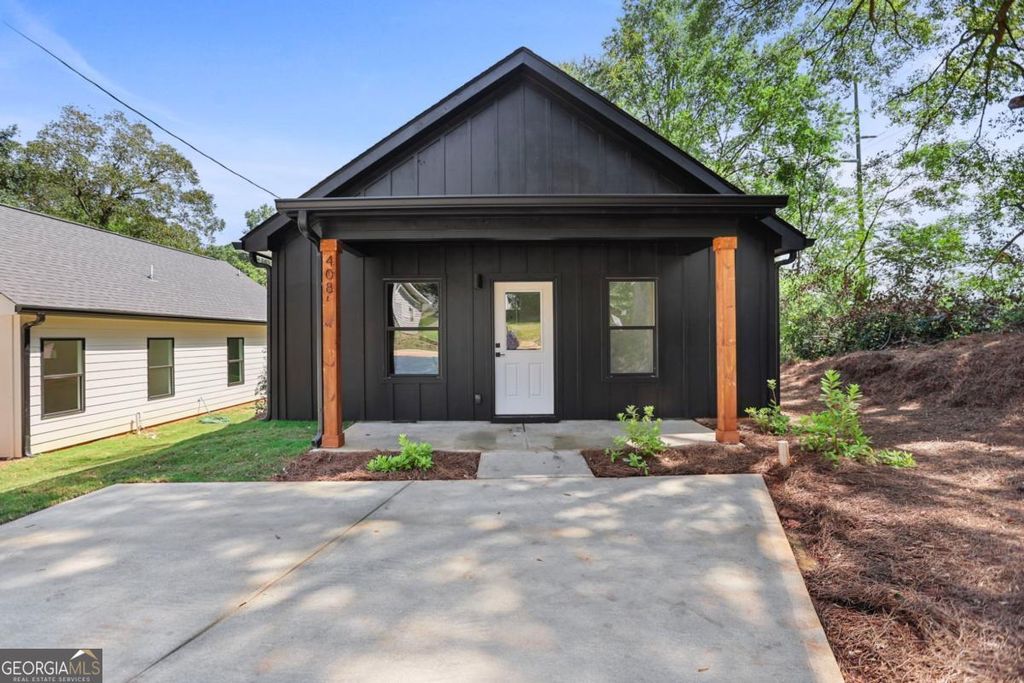 Photo of 408 Poplar Street, Hogansville, GA 30230 (MLS # 10674784)