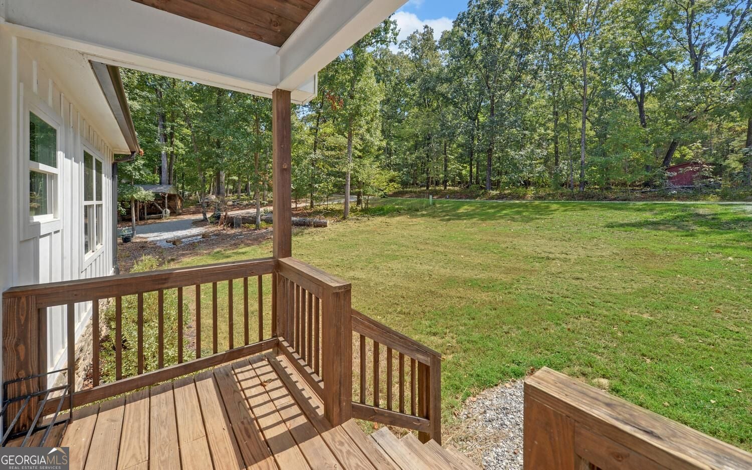 322 Paradise Point RD