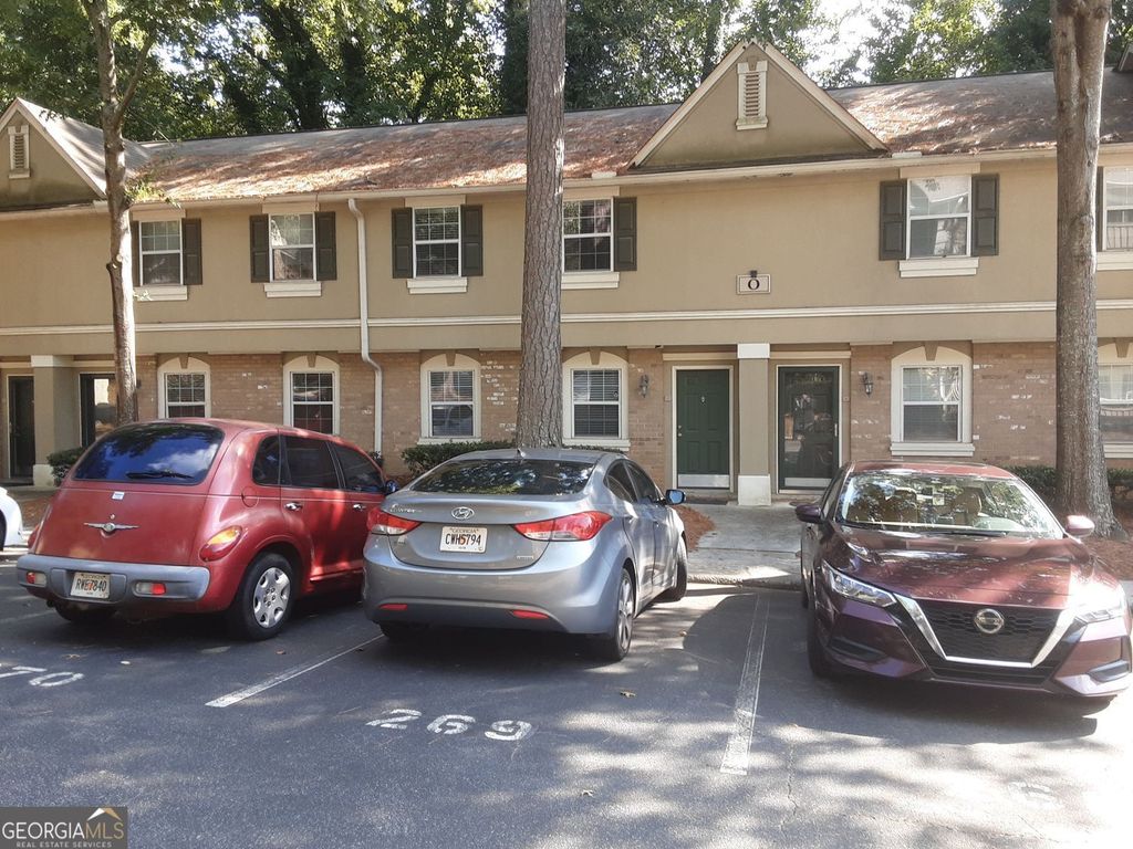 Photo of 6900 Roswell Road #O3, Sandy Springs, GA 30328 (MLS # 10797530)