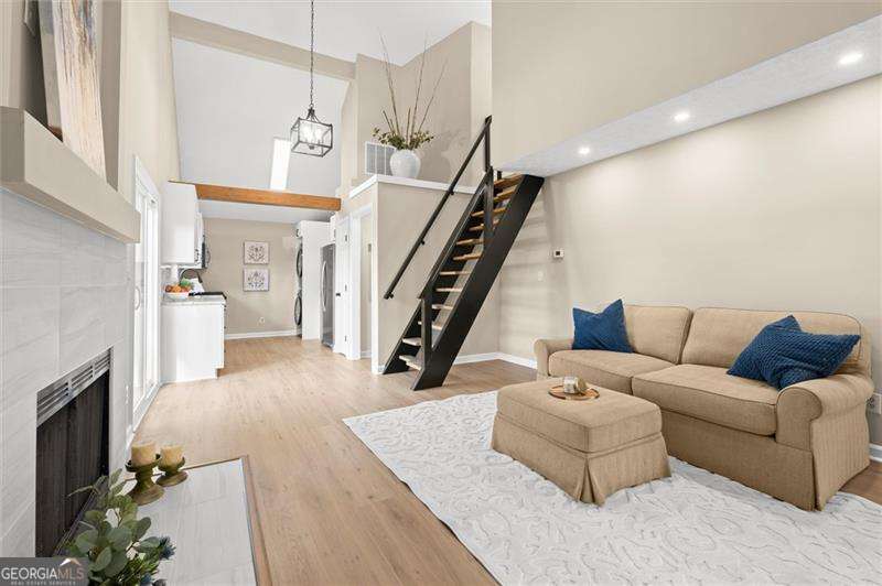 1914 Brittania CIR