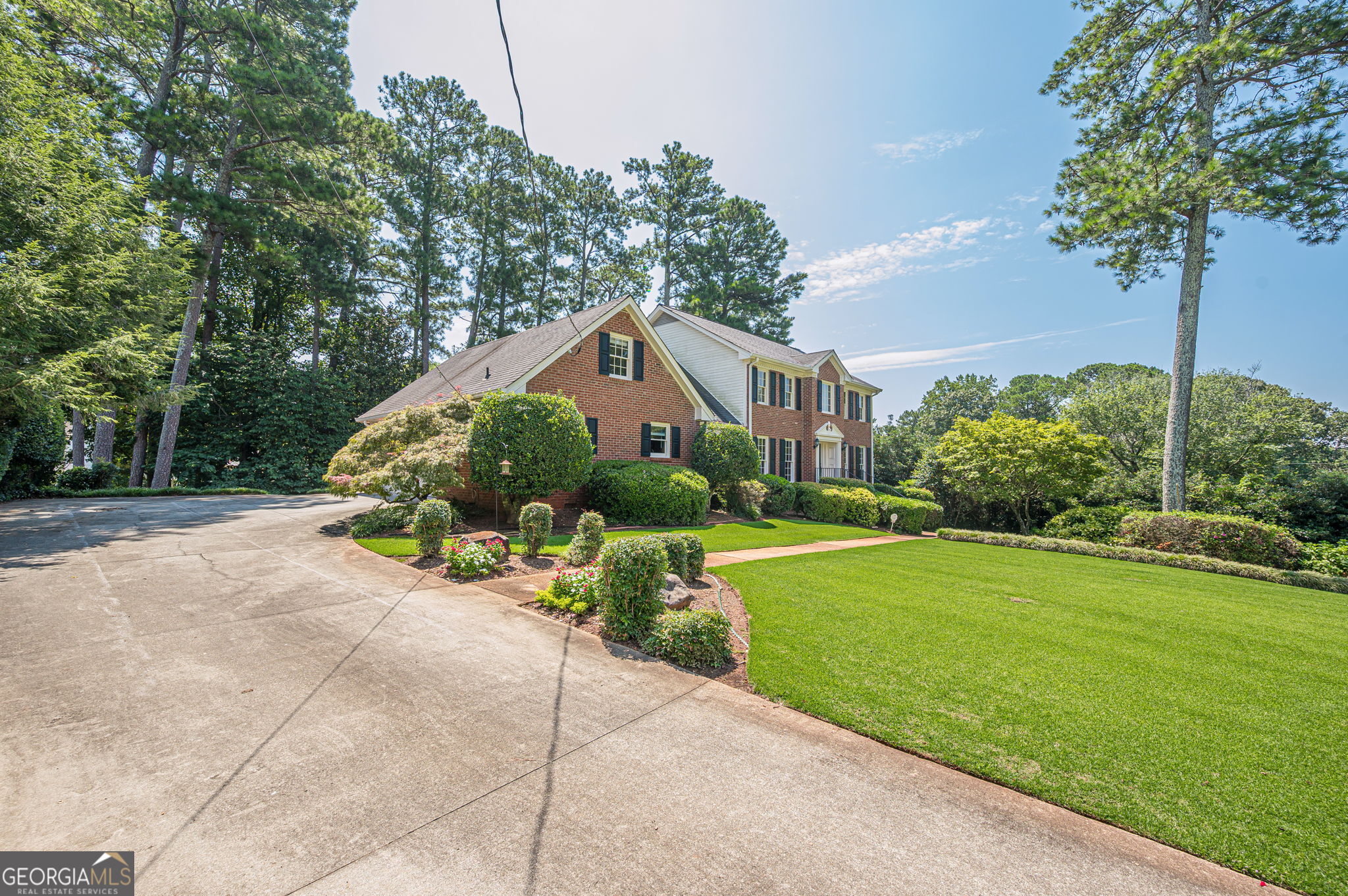 5233 Wynterhall DR