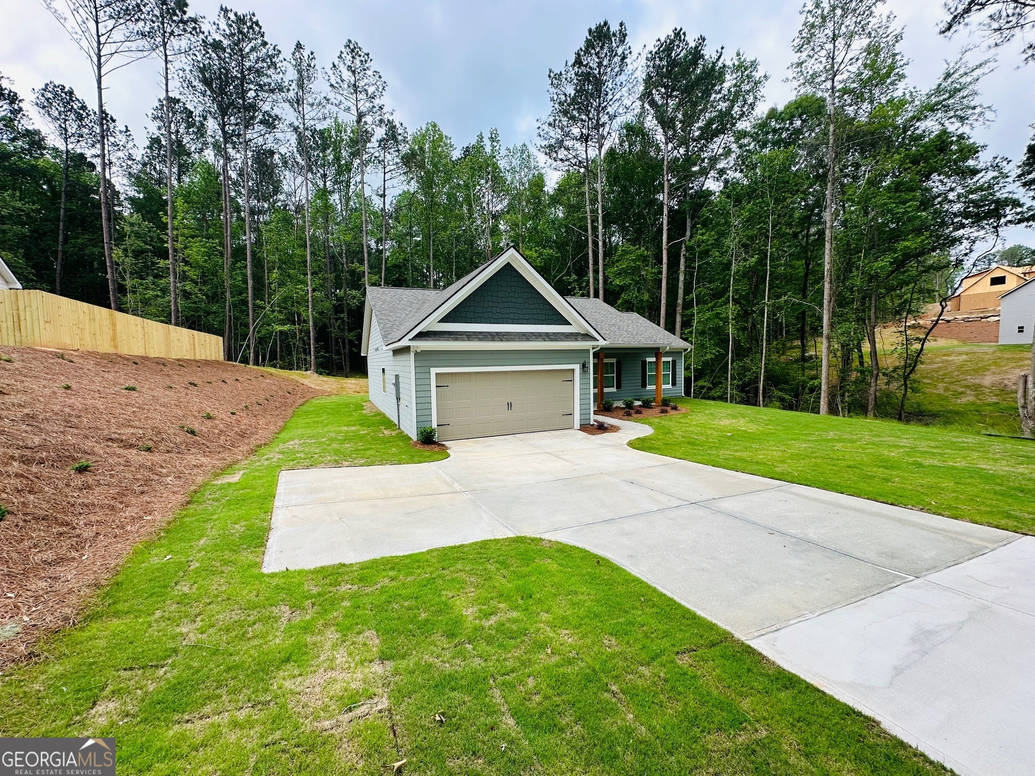 105 Patterson DR