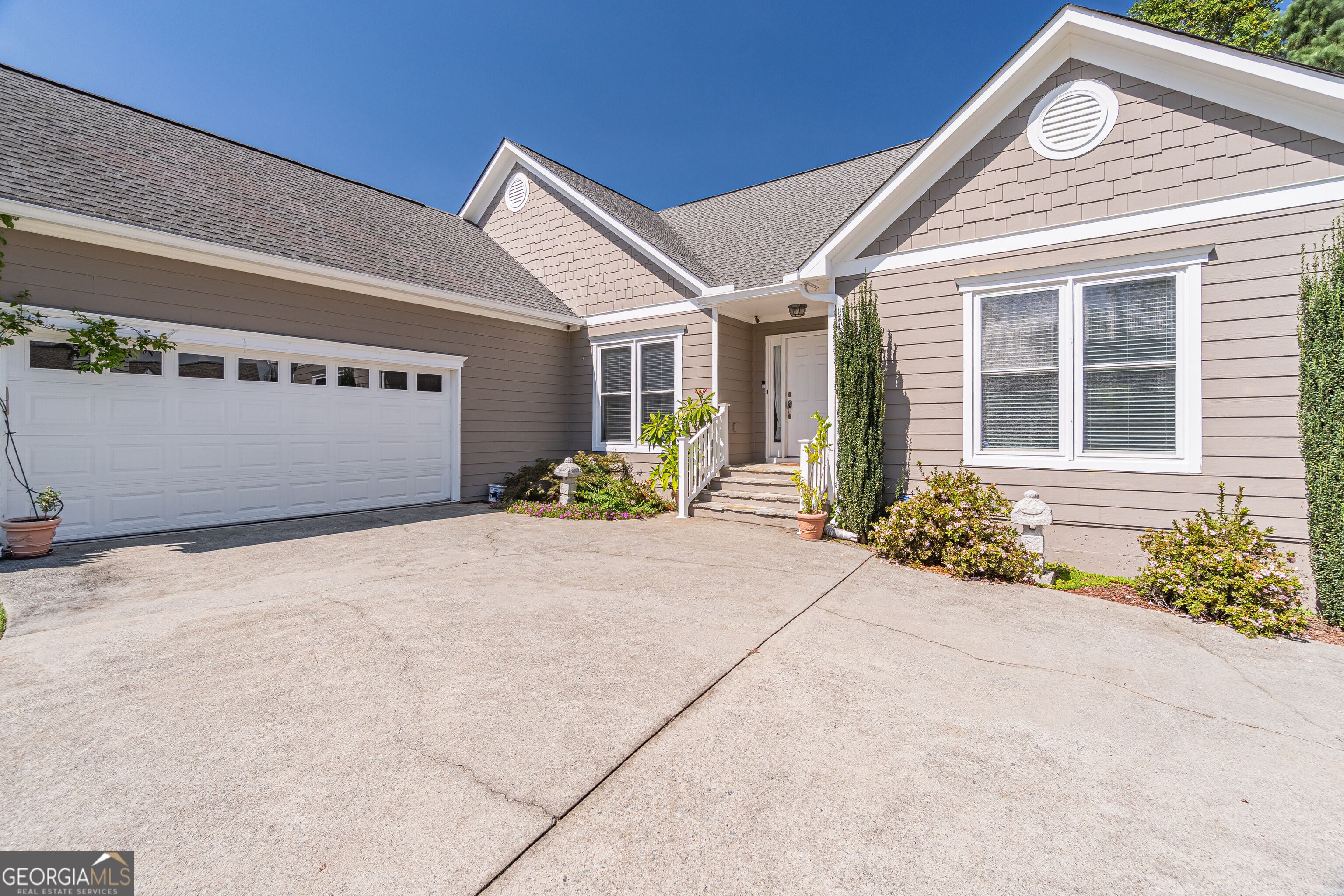 2290 Black Bear CT