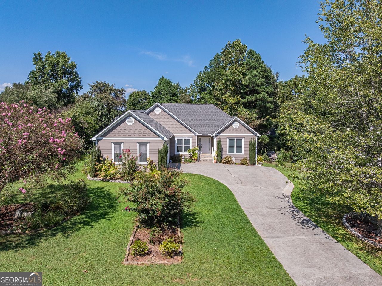 2290 Black Bear CT