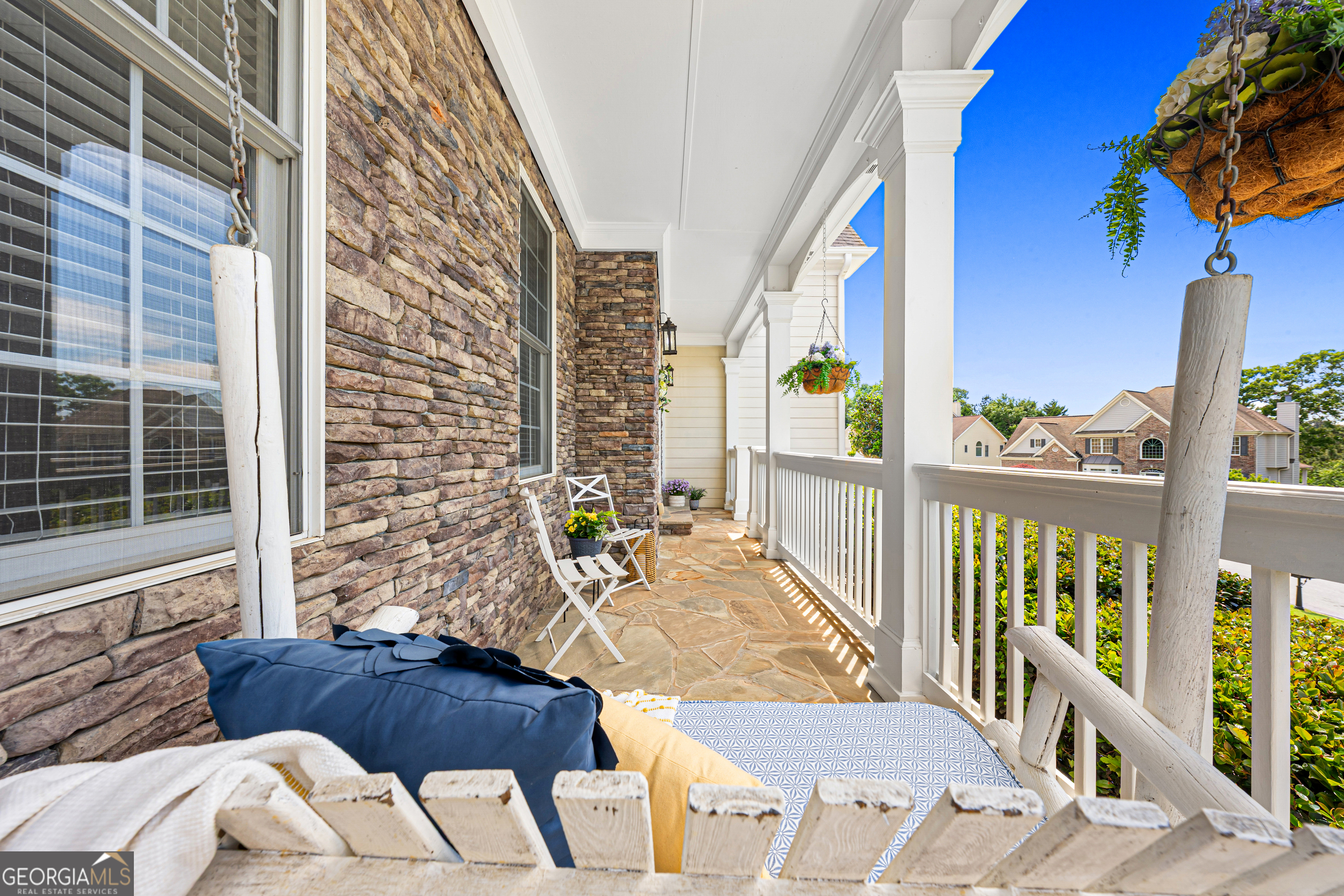 398 Vista Lake DR