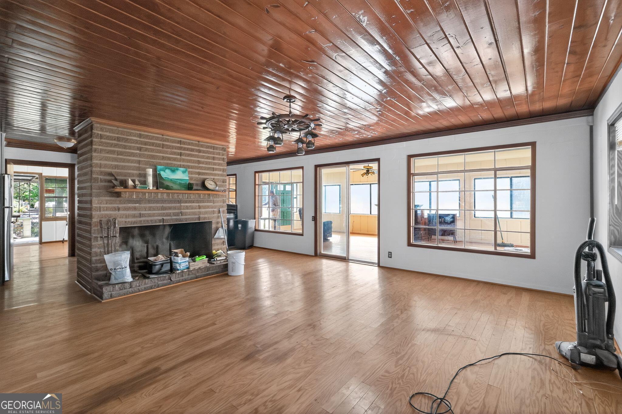 170 Waters Bridge CIR