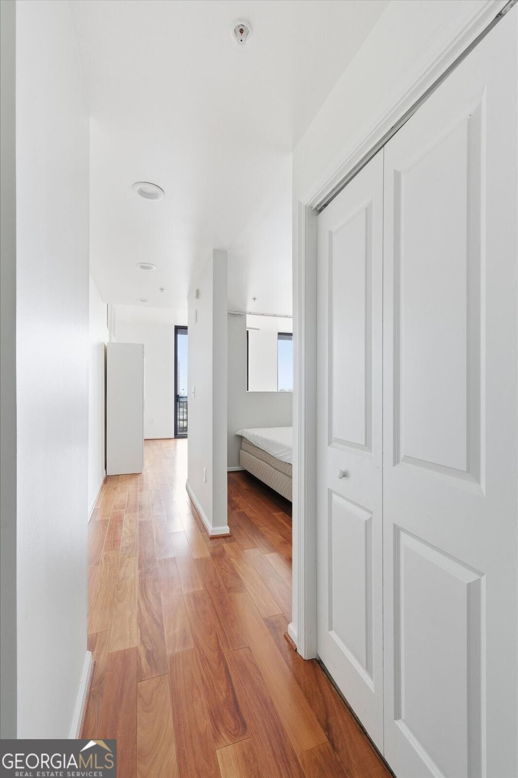 Photo of 3040 Peachtree Road NW #805, Atlanta, GA 30305 (MLS # 10655522)