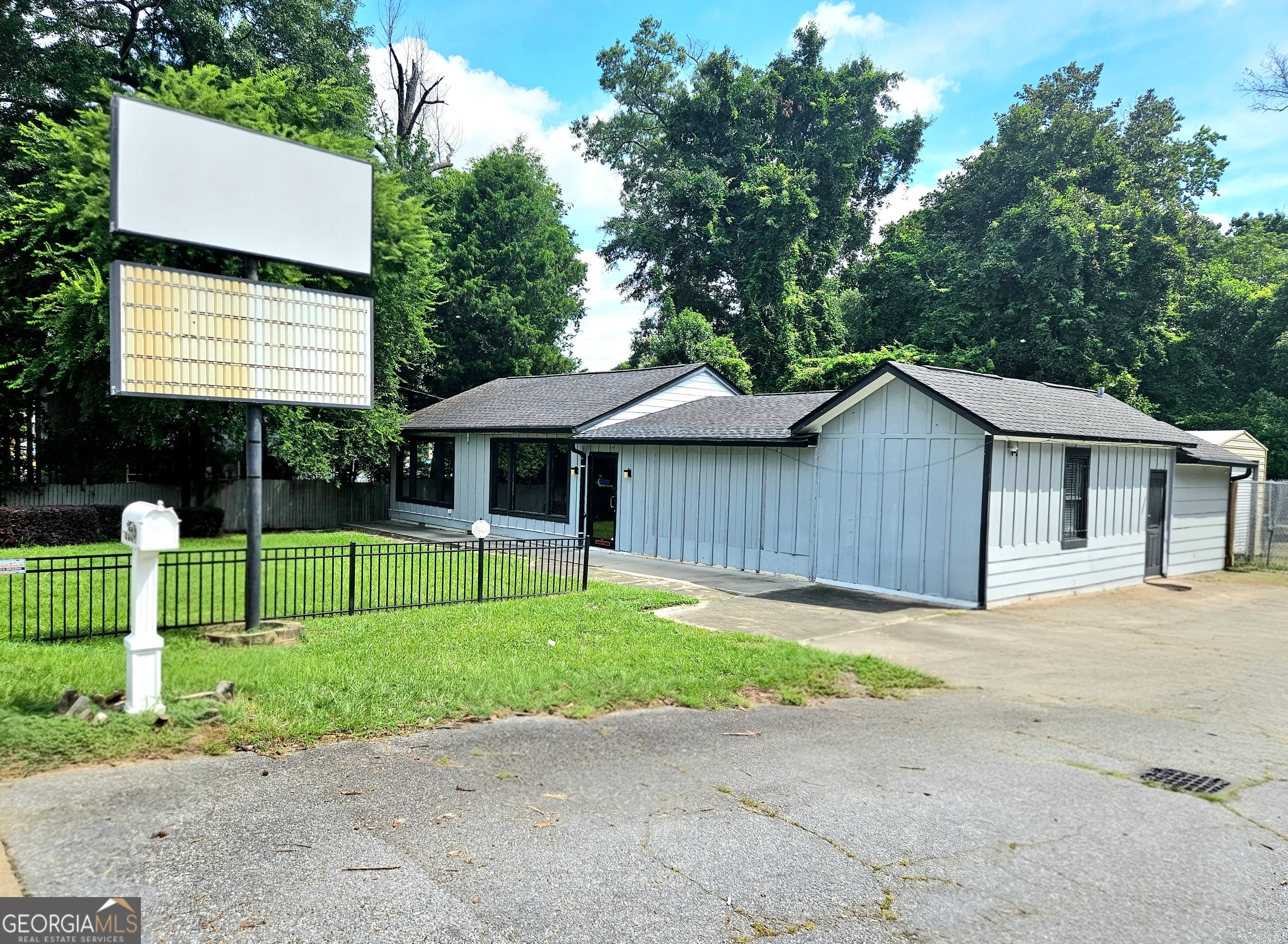 3554 Hilton Avenue, Columbus, GA, 31904