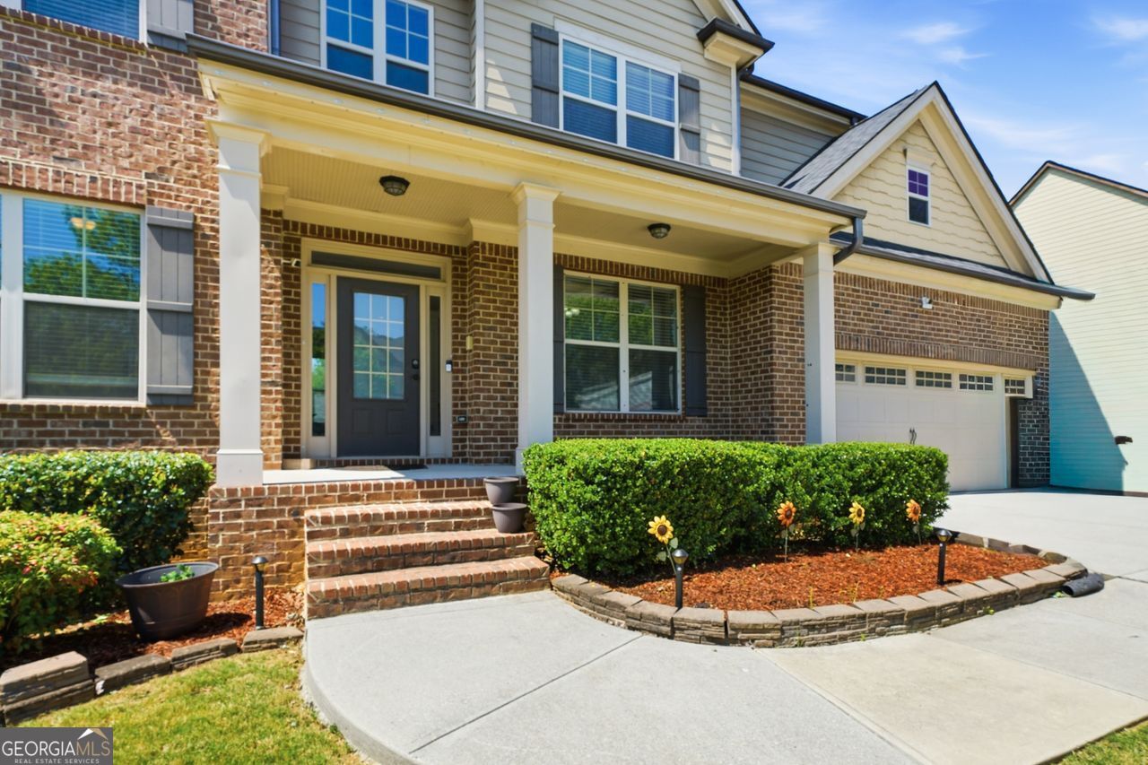522 Woodburn LN