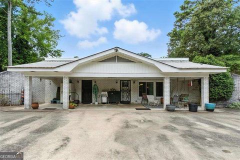 Photo of 452 Mountain View Road SE, Rome, GA 30161 (MLS # 10566871)