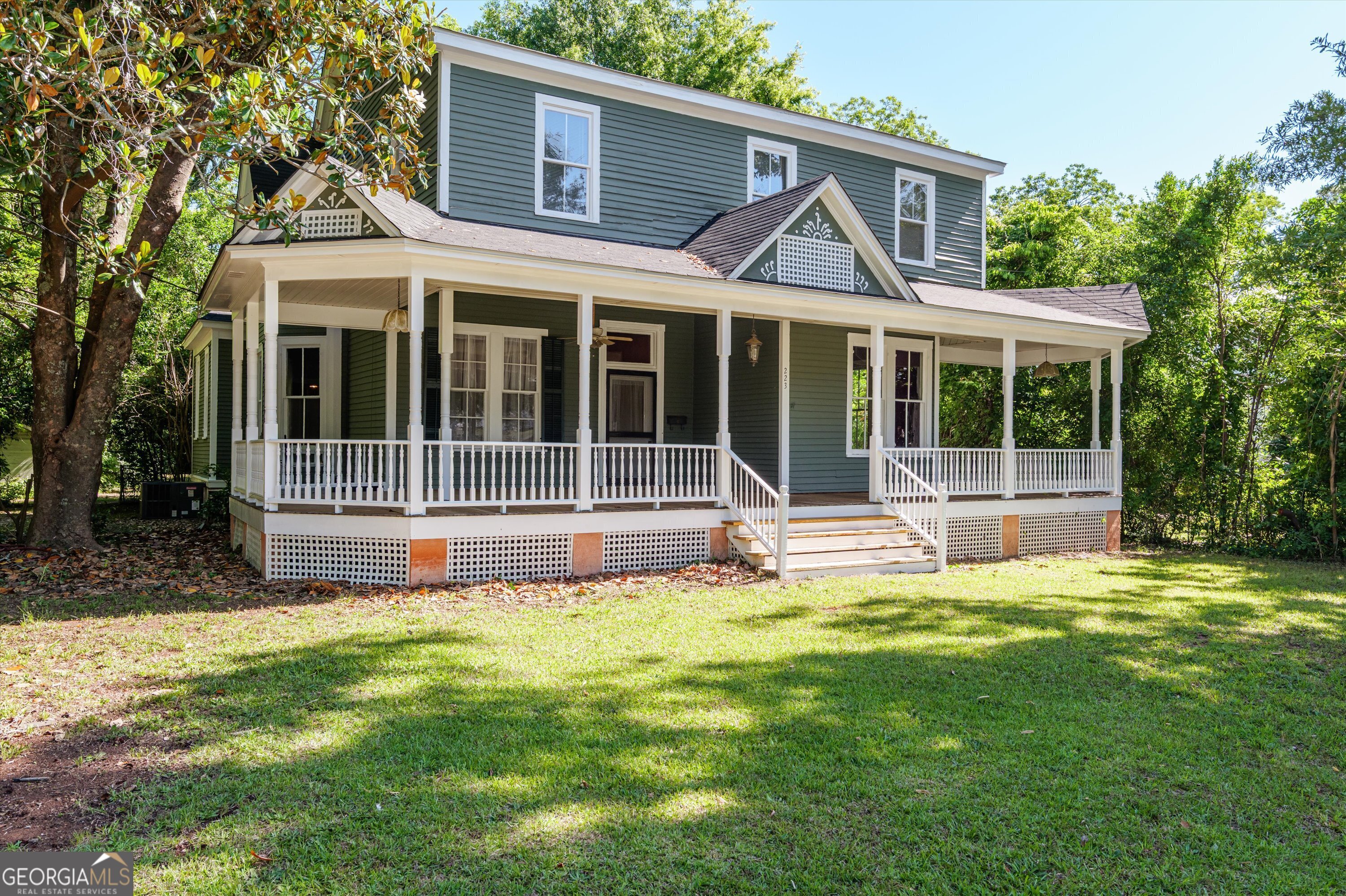 223 E Robert Toombs AVE
