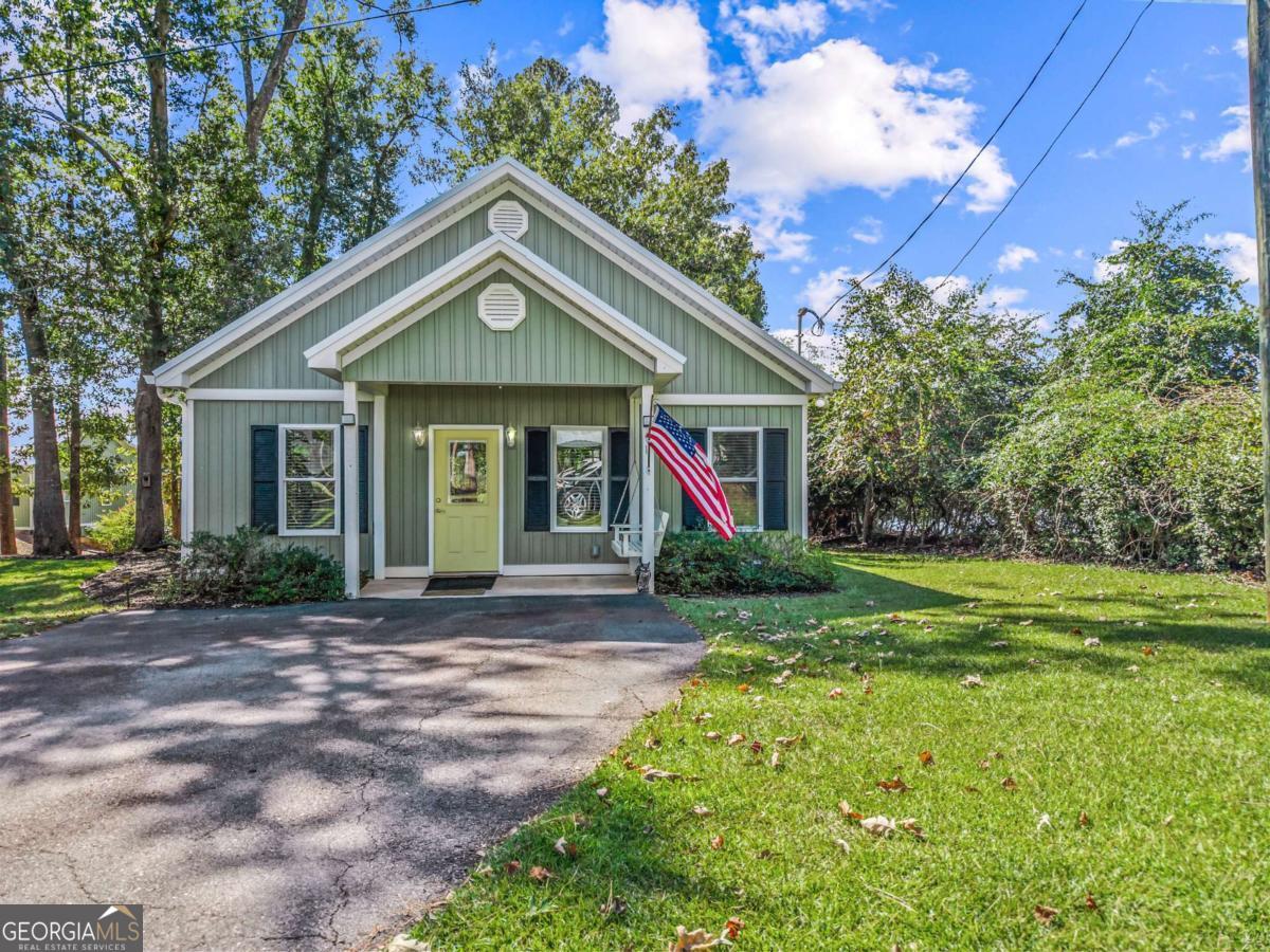 114 Sinclair LN
