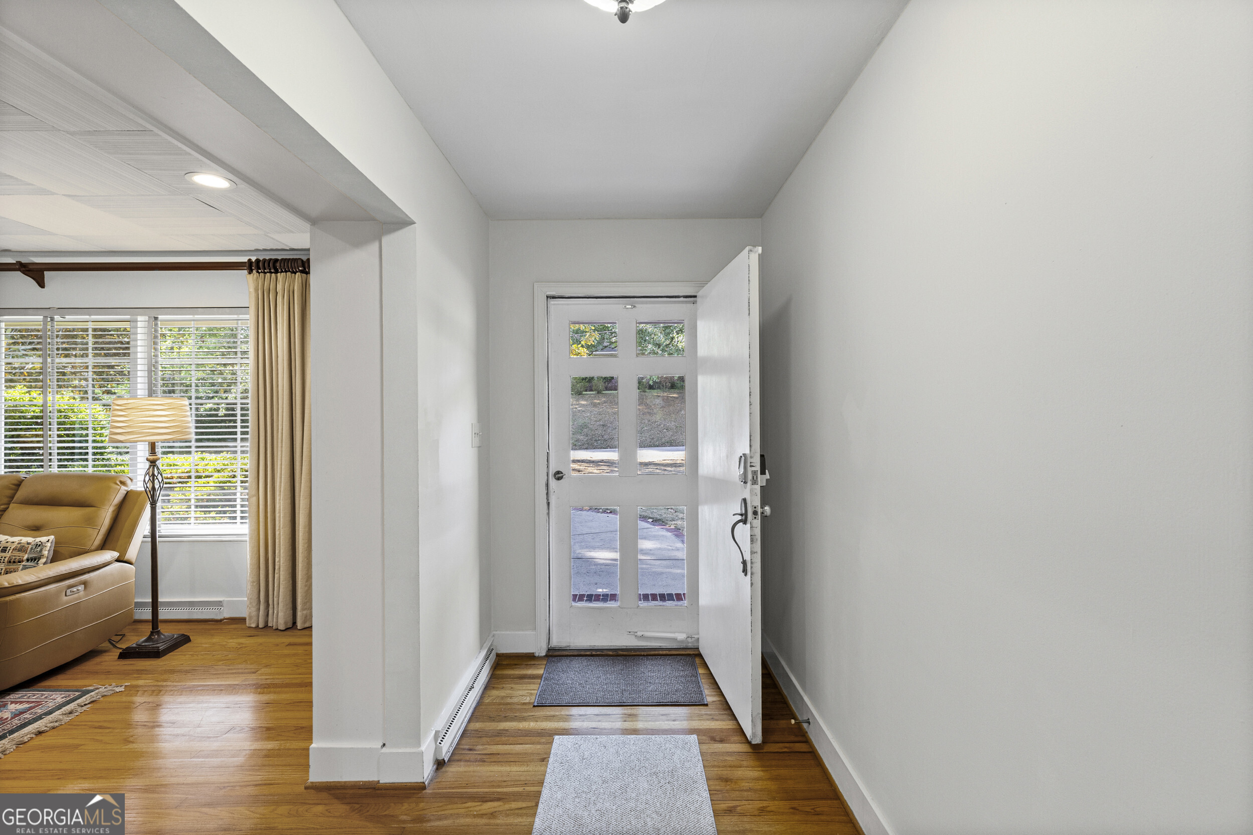 2220 Edgewood DR