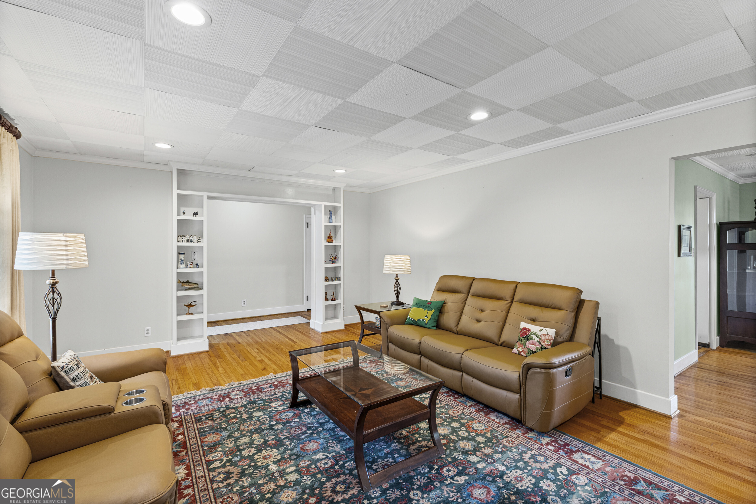 2220 Edgewood DR