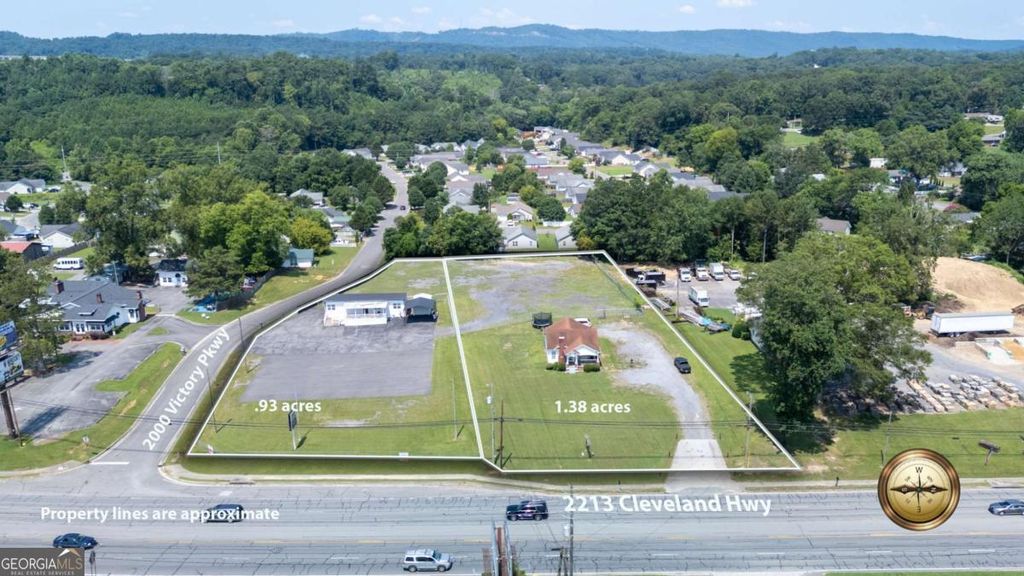 Photo of 2213 Cleveland Highway, Dalton, GA 30721 (MLS # 10679262)