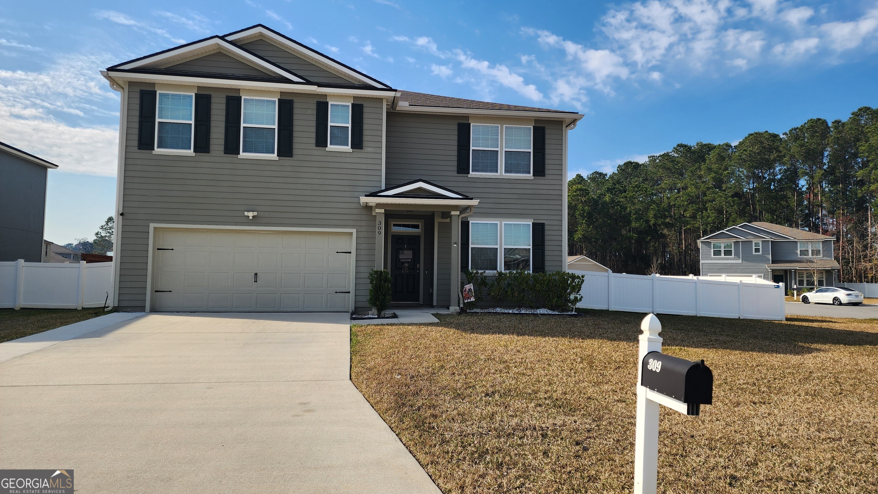 e are looking for responsible and friendly tenants to fill our homes. We offer monthly discounts to all tenants who pay early or on time. Your $2600.00 rent is discounted to $2400.00 when you pay on time or early each month. (on or before the 3rd of each month) Come See Our Community - We're Confident You'll Like Living Here!!! Welcome to your dream home in Kingsland, GA! This stunning 2434 square foot house, built in 2020, offers the perfect blend of modern elegance and comfort. With 5 bedrooms and 3 bathrooms, there is plenty of space for all your needs. Step inside and be greeted by the sleek and stylish stainless steel appliances in the kitchen, including a French door refrigerator, range, dishwasher, and built-in microwave. The large pantry provides ample storage space, while the island with seating for 4 is perfect for casual meals or entertaining guests. The open concept design seamlessly connects the kitchen to the living area, creating a warm and inviting atmosphere. This home also features an office and a loft, providing versatile spaces that can be used as a home office, study area, or additional living space. The 2 car garage and upstairs laundry room offer convenience and functionality, while the storage closets and shed ensure that you have plenty of room to store your belongings. The fenced backyard provides privacy and a safe space for outdoor activities. With an air conditioner, washer dryer hookups, and a strict no-smoking policy, this home is designed to provide a comfortable and healthy living environment. Don't miss out on the opportunity to make this beautiful house your home. Contact us today to schedule a viewing and start enjoying the luxurious lifestyle that this property has to offer.