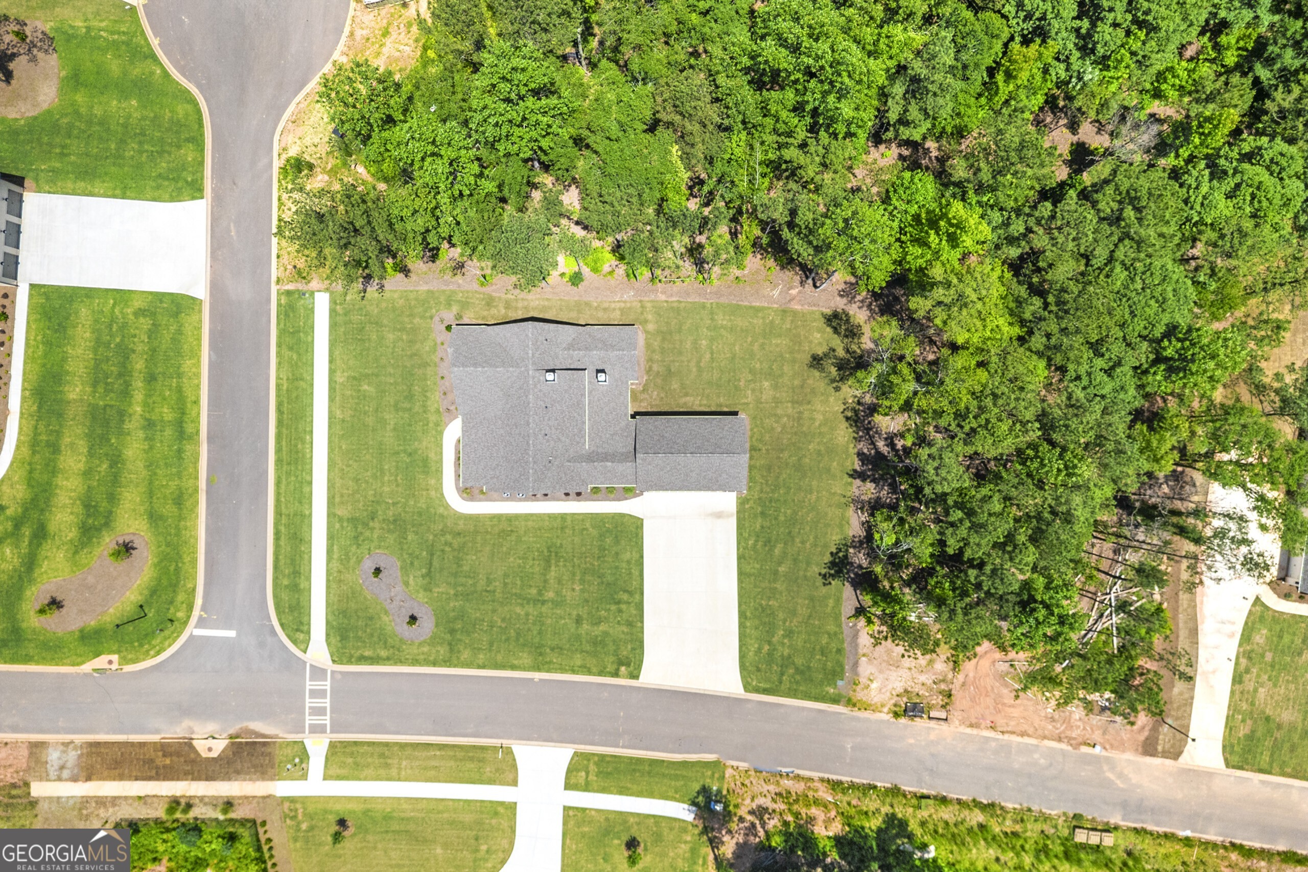 240 Snug Harbor PL