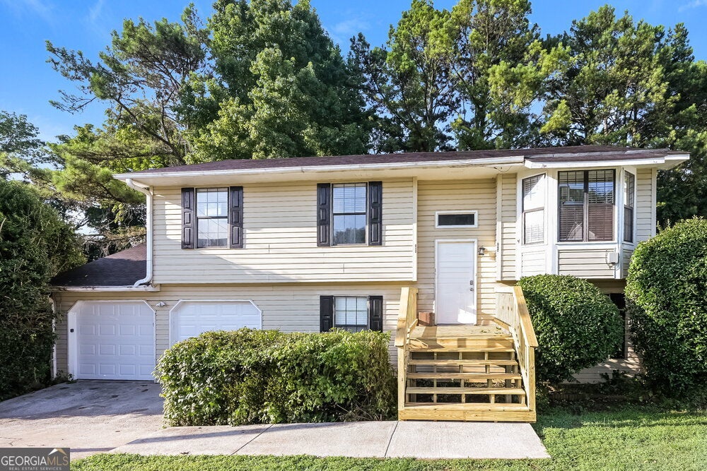 Photo of 2068 Lown Farm Lane, Lithonia, GA 30058 (MLS # 10811629)