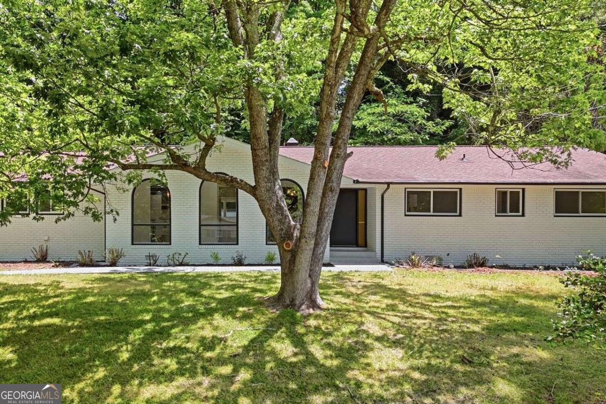 1150 Chestatee RD