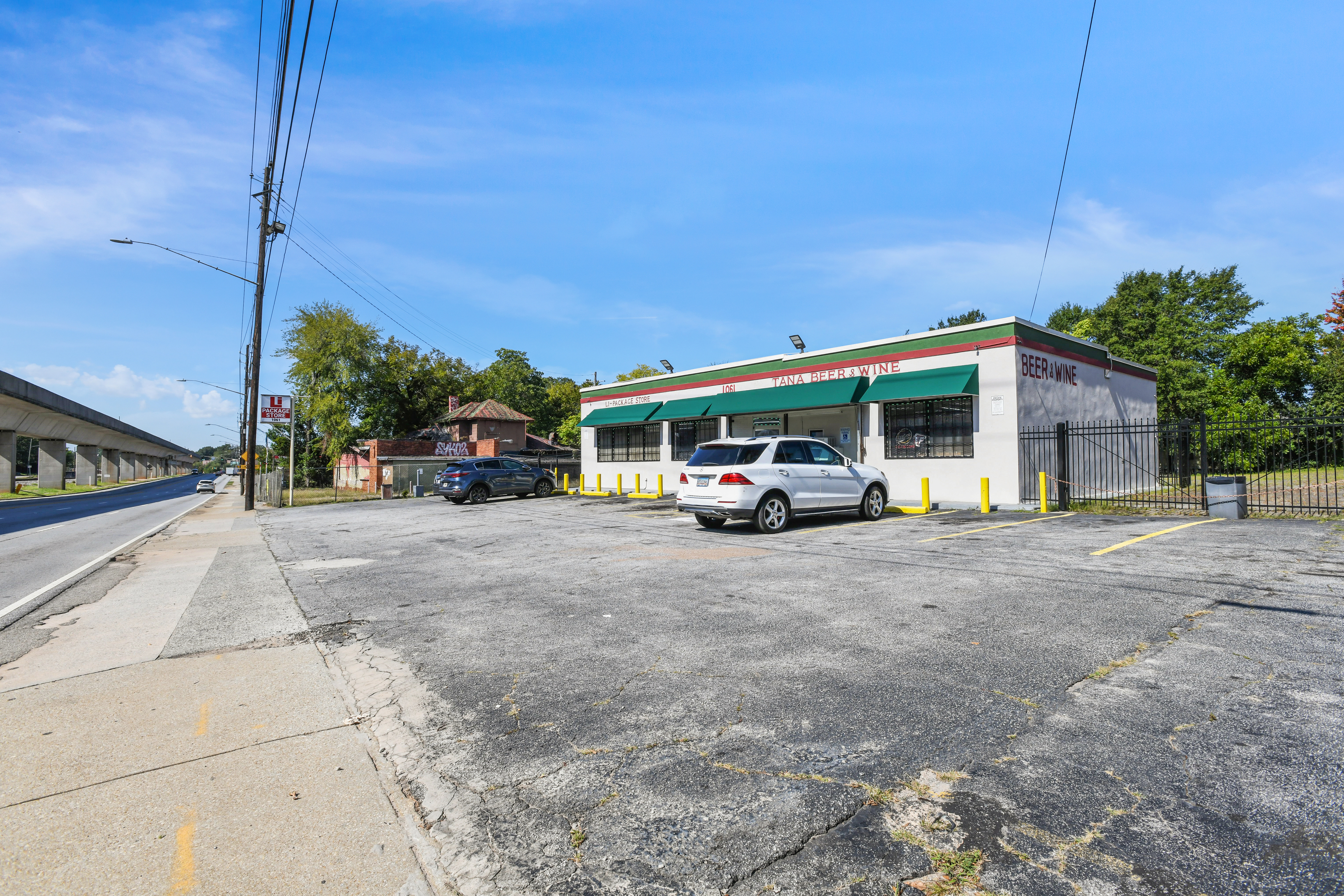 1061 Lee ST SW