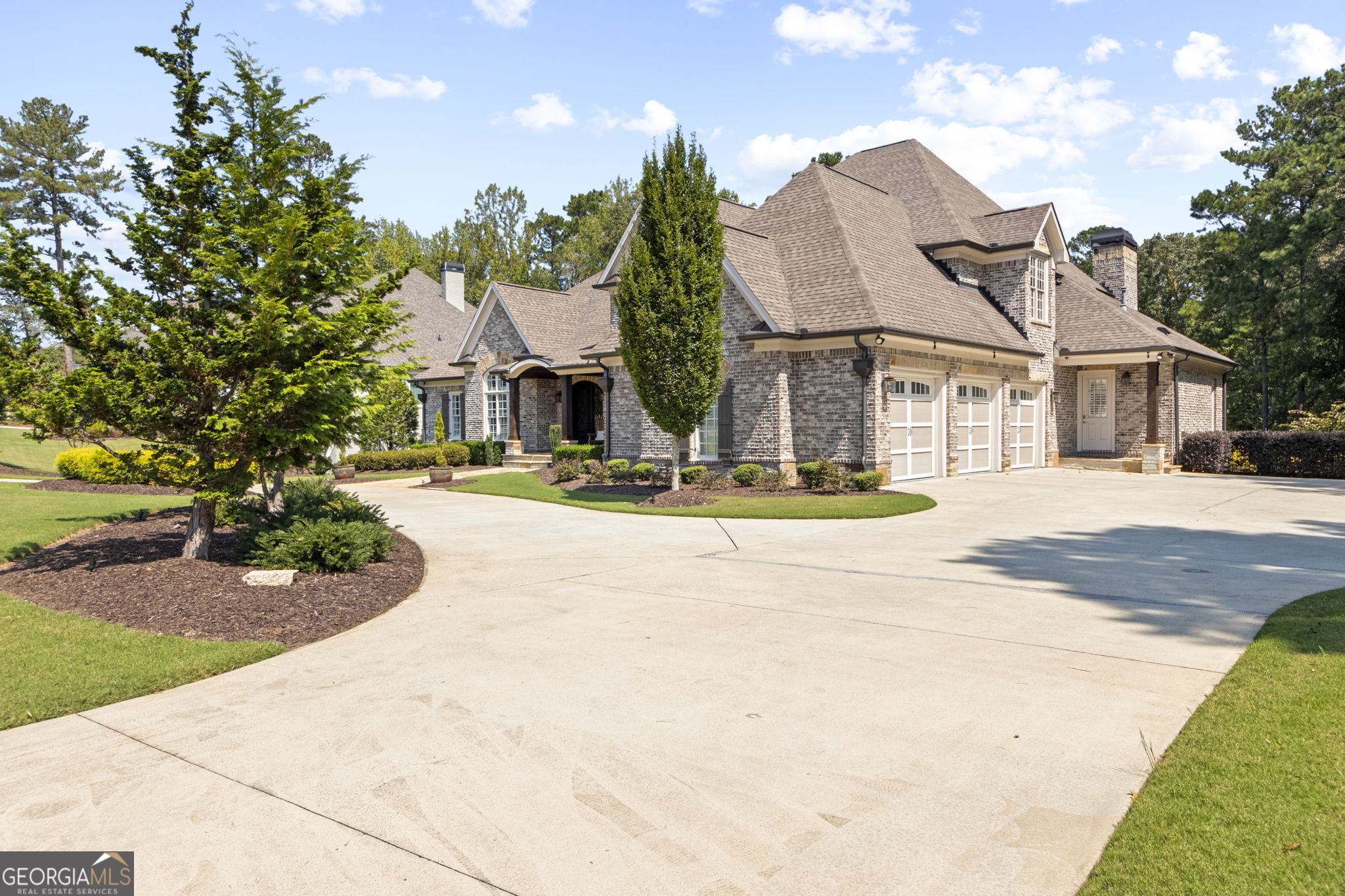 643 Carl Sanders DR