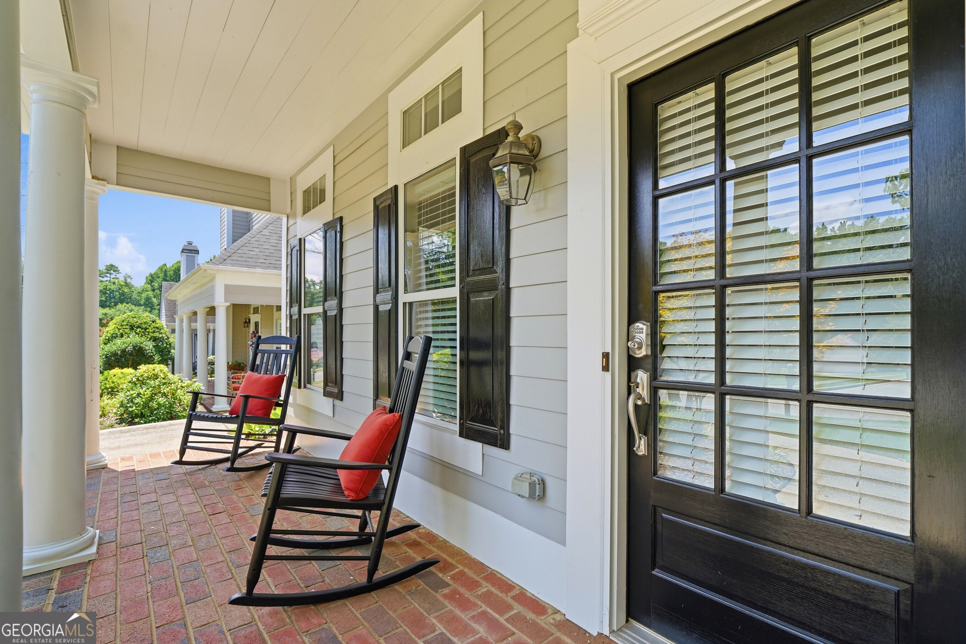 306 Pinehurst WAY