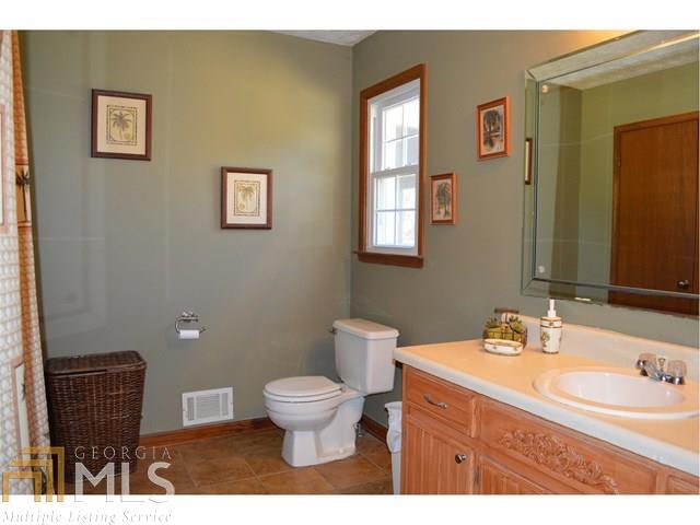 Gin House Station - Residential
