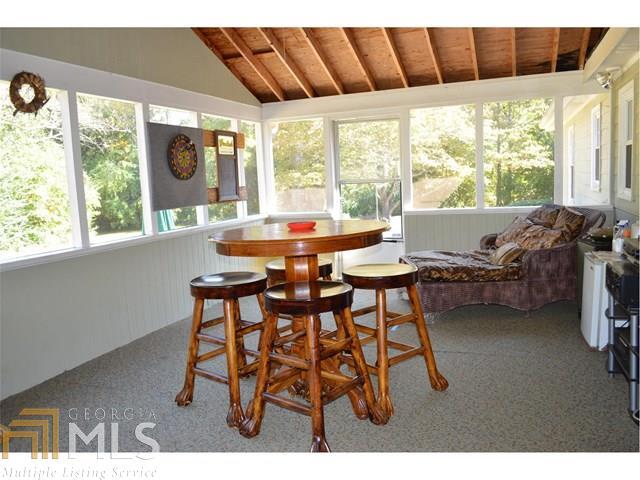 Gin House Station - Residential