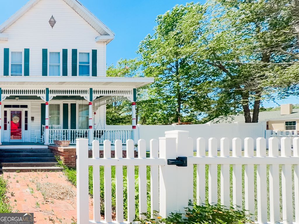 Photo of 305 N Masonic Street, Millen, GA 30442 (MLS # 10765473)